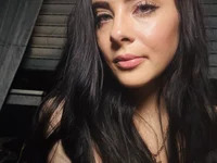 -Viktoria avatar