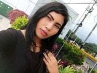 Adriana_20 avatar