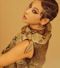 Aisha_Goldstein avatar