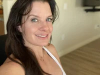 AlinaSummerX avatar