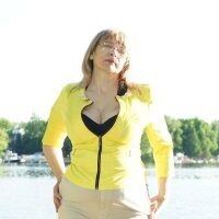 Aline_LoveFlowers avatar
