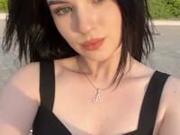 AnnaYount avatar