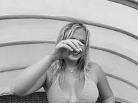 AnnieAscott avatar