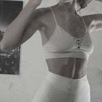 Avie__comeback avatar