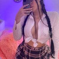 Bella__Wood avatar