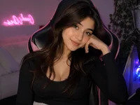 BlushBunnyXO avatar