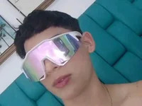Brianhot0F avatar