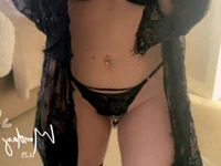 Brunette_Milf_MayaX avatar