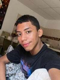 Brunette__boy avatar