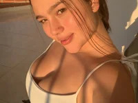 Cami_222 avatar
