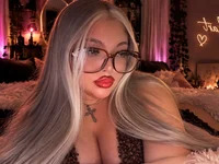 ChloeLockhart avatar