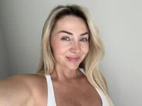 Chloeblond avatar