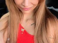 CuteAngelinaa avatar