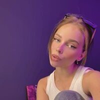 DoloresLee avatar