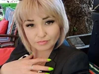 Elenikacherry avatar