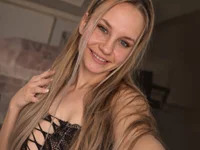 EllaBlue_ avatar