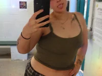 Elliebellie1 avatar