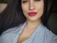 GoldenLunaa avatar