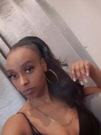 Hazel_Dollxx avatar