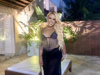 Jullyana1701 avatar