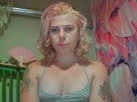 KevieWantsABoobJob avatar