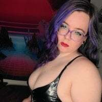 KiraSpitQueen avatar