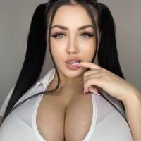 KylieLips avatar