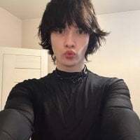 LeonBoykisser avatar