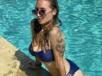 LeonaFox avatar