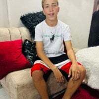 Lester_james2 avatar