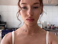 LilyBIoom avatar