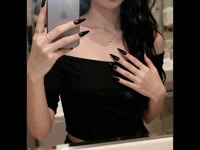 Lilyy18 avatar