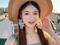 Lira_001 avatar