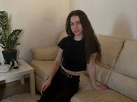 LittleJulii avatar