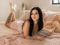 Littlee_Mia avatar