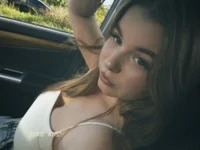 LiviaSmelser avatar