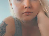 Lolaaxxx13 avatar