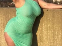 Long_hair_queen avatar