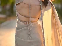 Loviing_Sneha avatar