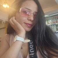 Luanarhoades avatar