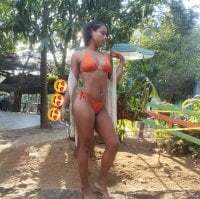 Mia-sensual avatar