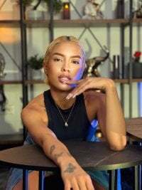 MystiqueXXX avatar