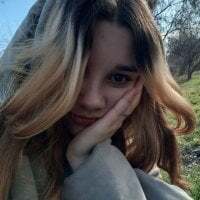 PenelopeOneGrey avatar