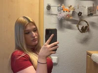 Phoebe_Peach avatar