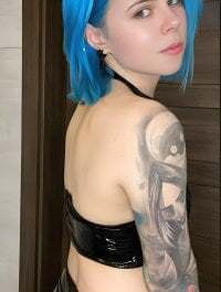 QueenAliceX avatar