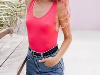 Sexolina_33 avatar