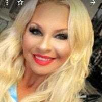 Sexyplaygirl83 avatar