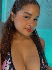 Stephanie_5 avatar