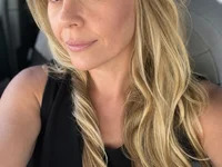 SweetBlondeB avatar