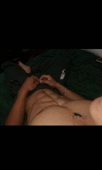 TWO_sexymodel avatar